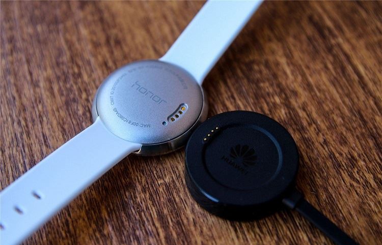 Anvendelse af Pogopin Pogo Pin på Huawei Watch